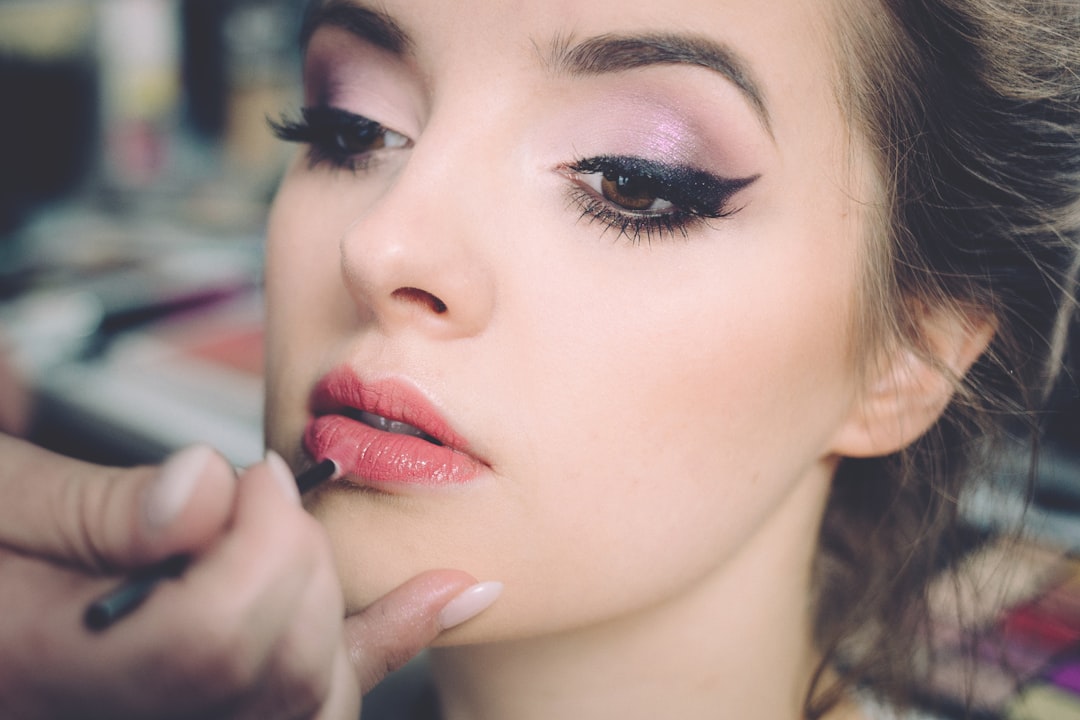 Yeri: The Rising MUA Redefining Beauty Standards Through Porno Makeup