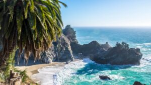 Costa Rica vs. Guatemala: A Comparison of Two Central American Gems