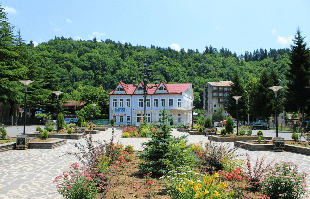 How to Spend a Relaxing Weekend in Oni in the Racha Region